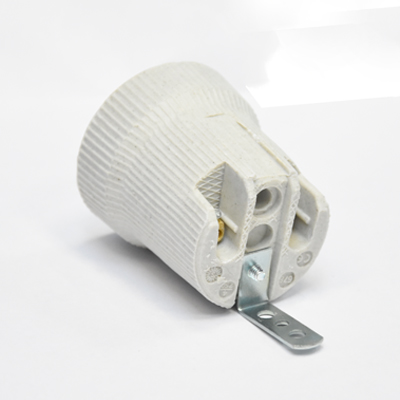 DOUILLE E-27 4A 250V CERAMIC 678F