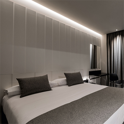 PROFILE LED EN ALUMINIUMModel Ø30. 3 m length, cross section Ø30 mm sans lampe 1050203727