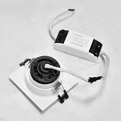 SPOT LED CARRE ENCASTRE   4w 6000K, 75*85mm KJT0090480