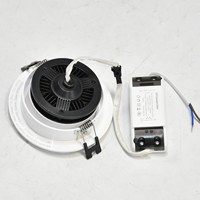 SPOT PLAFONNIER ORIENTABLE 4W 6000K Ø90x44mm KJT0020475
