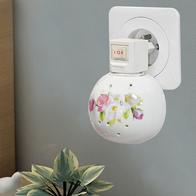 LAMPE DE CHEVET   5W  BAT 20220227-4-17
