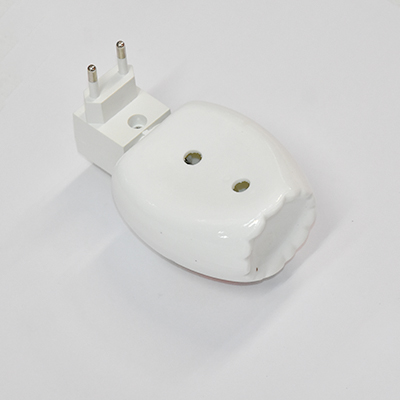 LAMPE DE CHEVET   5W  BAT 20220227-4-18