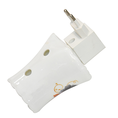 LAMPE DE CHEVET   5W  BAT 20220227-4-24