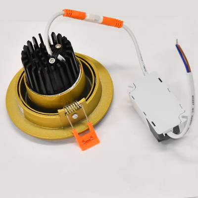 SPOT LED ,7W RT186 GD