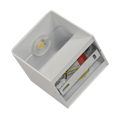 APPLIQUE MURAL LED INTERIEUR   AC 85-265 V/50 HZ  5W  4000K  IP20 1050203760