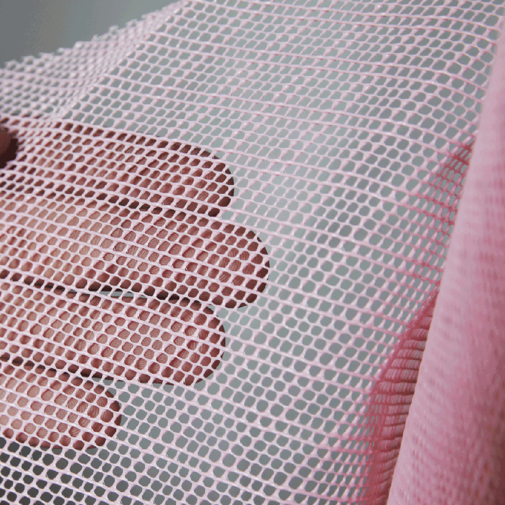 MOUSTIQUAIRE EN PVC     (W)1.2x(L)20 m ROSE
