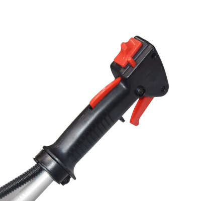 DEBROUSSAILLEUSE ESSENCE 1250 W 7500tr/mn 43CC 1.2L  3050107217