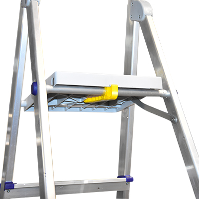 ESCABEAU ALUMINIUM 8 MARCHES STANDARD H 1,82M P 6,10KG 10068 (MXLD JRMX)