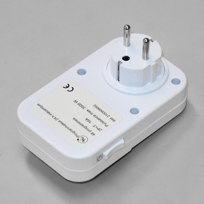 PRISE PROGRAMMABLE MECANIQUE  3500W 2P+T .16A 24h 48 PROGRAMMES    2100909002