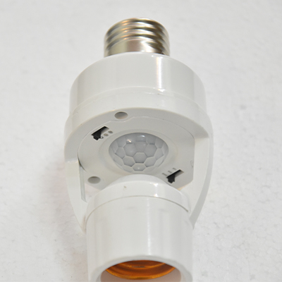 DOUILLE DE LAMPE E27 AVEC DETECTEUR DE MOVEMENT  100-240V LD207