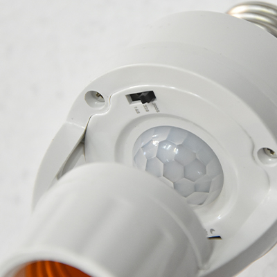 DOUILLE DE LAMPE E27 AVEC DETECTEUR DE MOVEMENT  100-240V LD207