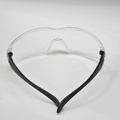 LUNETTES DE SECURITE EN 166 RESISTANT AUX RAYURES  2011208180