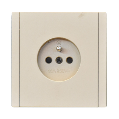 PRISE ENCASTRABLE ULTRA-MINCE 16A, 230V~, PRISE FRANÇAISE 2P+T TB / TB6 OR 1050301011