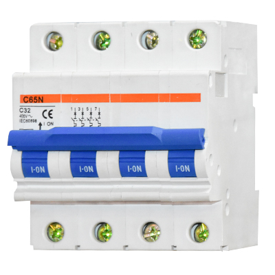 DISJONCTEUR YC65N-4P 32A ME61024