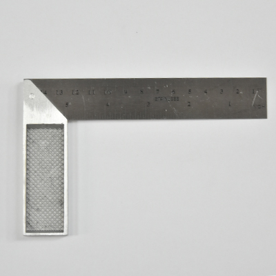 EQUERRE 150MM U952161