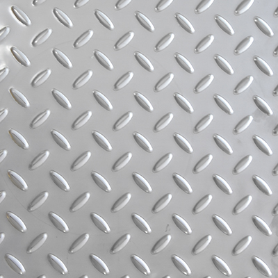 TOLE STRIE EN INOX 304 L2000 x W1000 x T3.mm -0,2 env 2091401034
