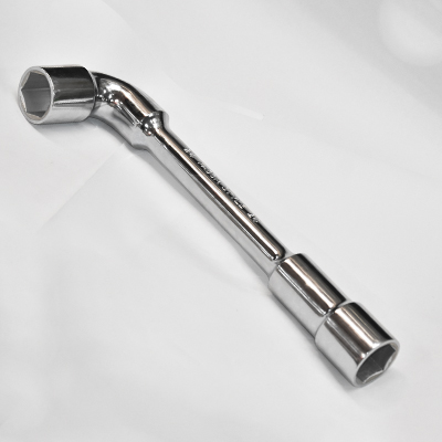CLE PIPE  DEBOUCHEES 24MM MA02363