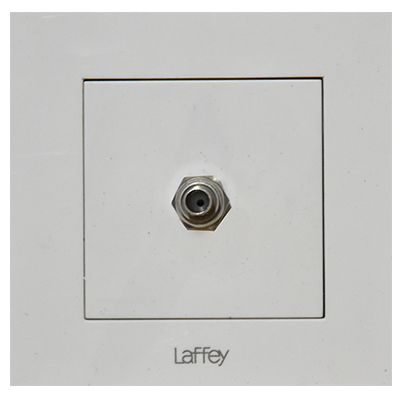 Prise antenne/Ref 2L V 801097100/FTA 64374 (SF)