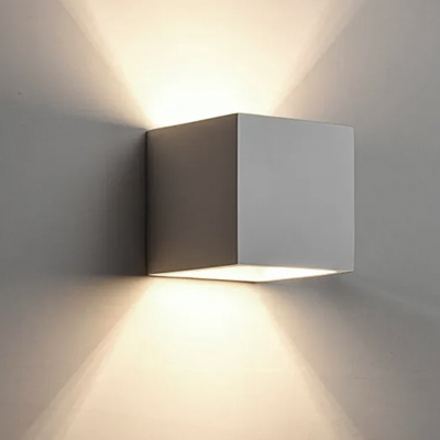 APPLIQUE MURAL LED INTERIEUR   AC 85-265 V/50 HZ  5W  4000K  IP20 1050203760