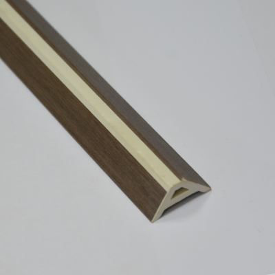 PLINTHE EN L 25x25x2900 SM310 Line B