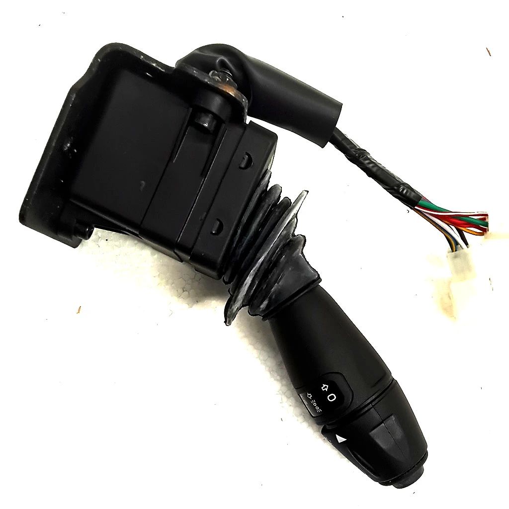 COMMODO / INTERRUPTEUR COMBINE 007701400C92 (MHDR)