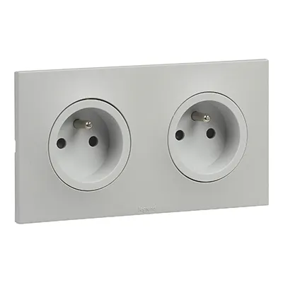 PRISE 2*2P+T ENC 1P 4MOD 230V 16A GRIS URBBANO LEGRAND UB3123GR
